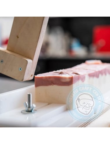 Single string soap cutter