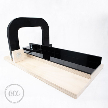Single string soap cutter