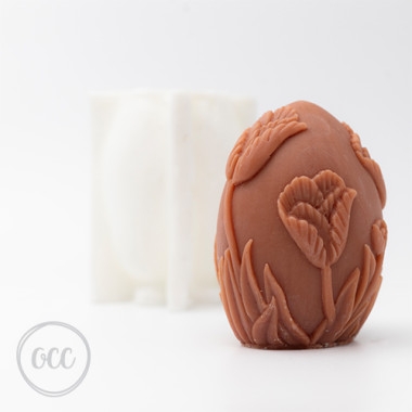 Decorative egg with tulips
