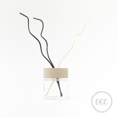 Round glass reed diffuser...