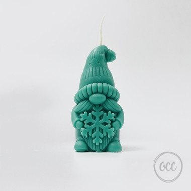 Gnome with snowflake